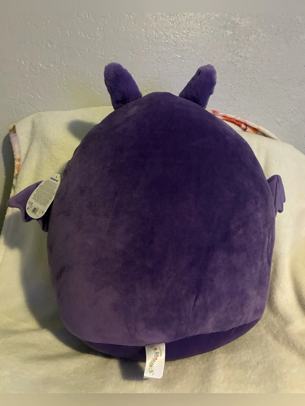 Squishmallow Ringding 16”
